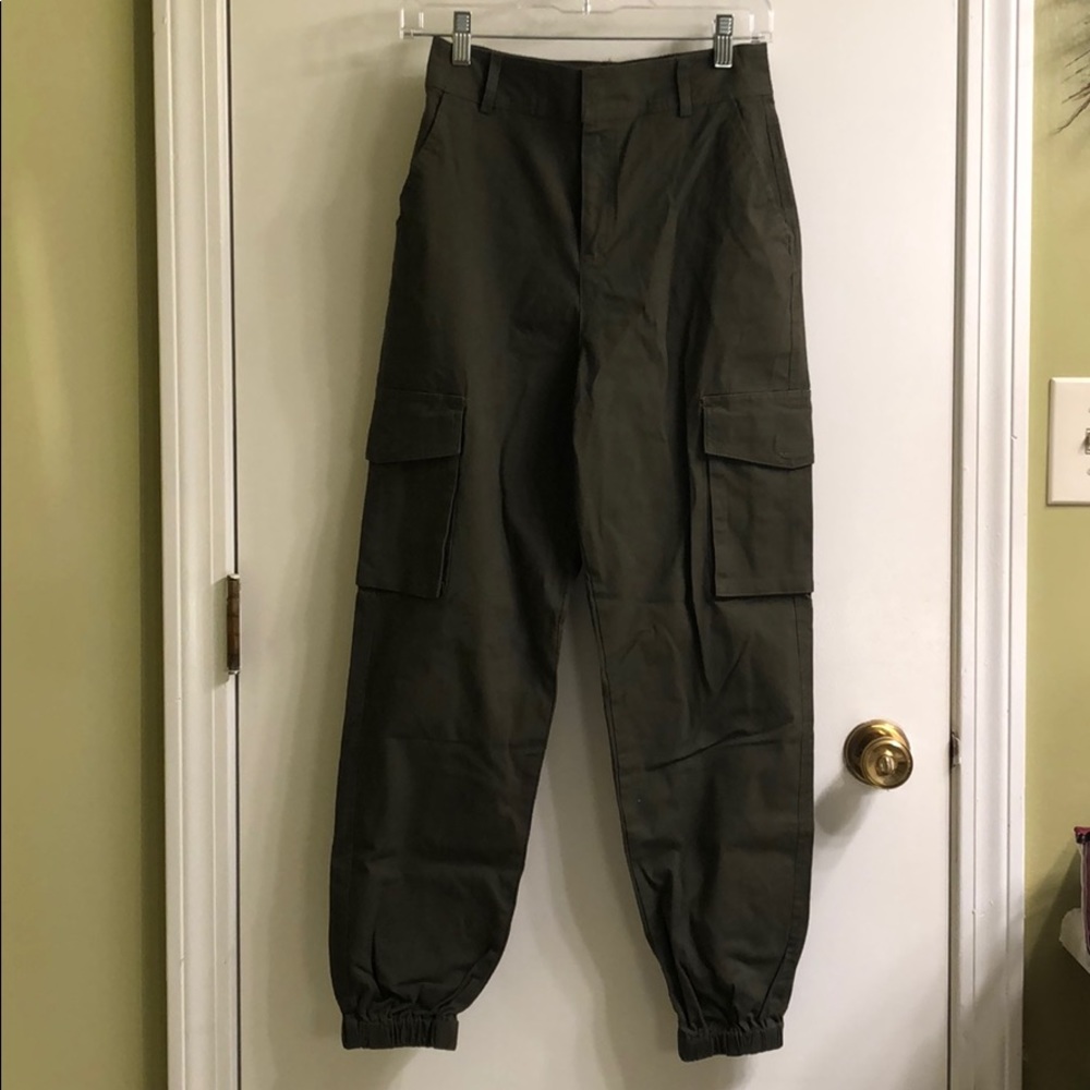 Olive green cargo joggers (Kim Possible vibes)